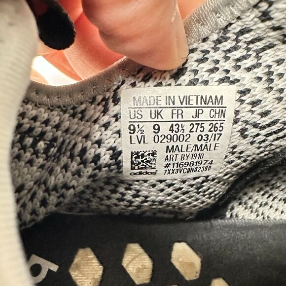 adidas NMD XR1 Glitch Camo Oreo BY1910 Men's Shoes 9.5 Uncaged - Picture 6 of 6